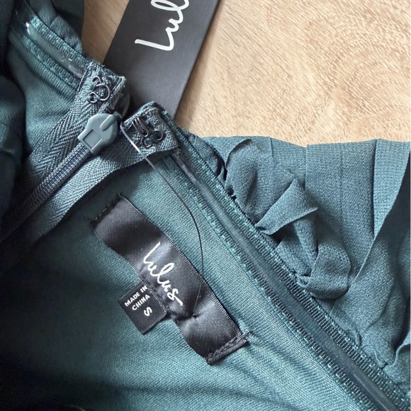 New Lulu's Always Remarkable Emerald Green Pleated Off-the-Shoulder Maxi Dress - Picture 3 of 7